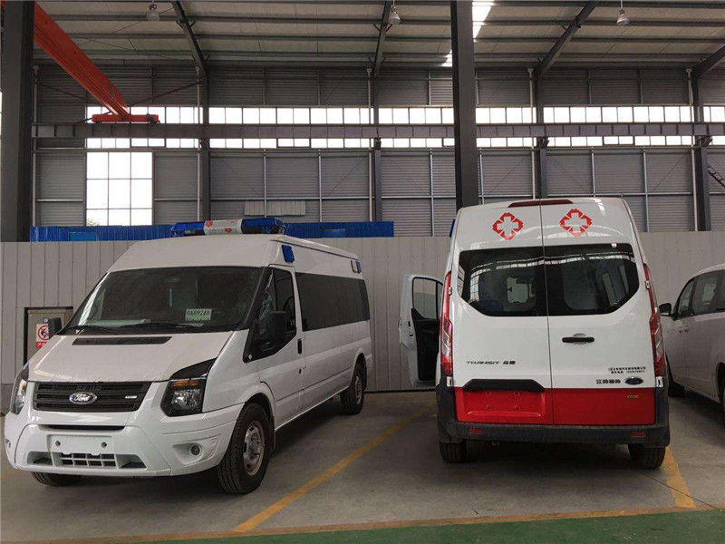 廣州救護(hù)車(chē)廠家跟你聊聊為什么無(wú)人避讓救護(hù)車(chē)？01
